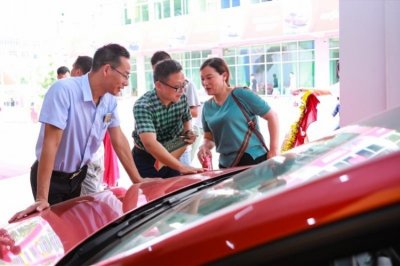 ​有形市场与知名线上平台联手，东莞二手车市场逐渐重视售后端服务