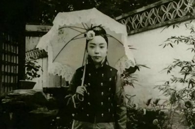 赛金花:晚清“第一名妓”,八国联军进京,用一张照片救下全城