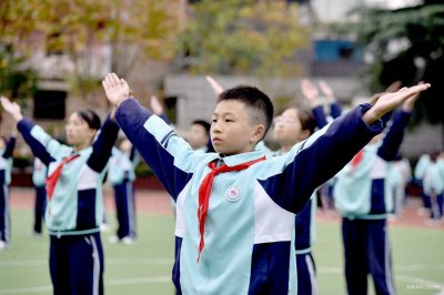 舞动心灵,绽放青春——遵义市第一初级中学广播体操大赛燃爆校园!