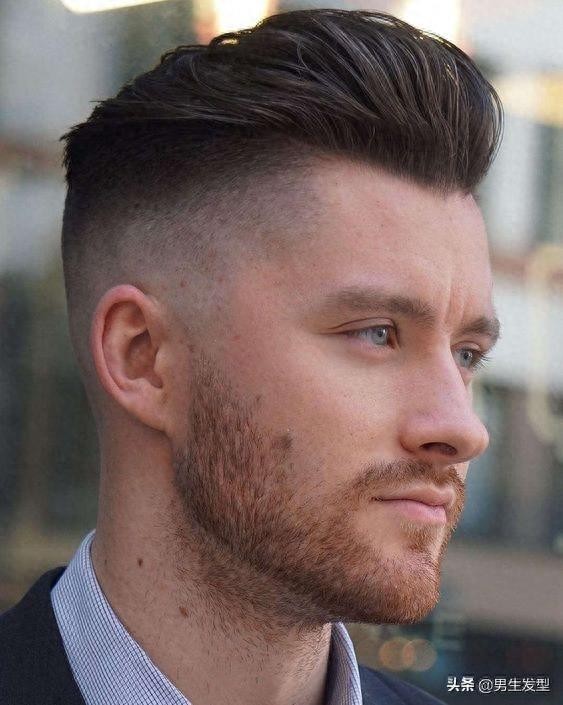 12款“两边铲光”男士发型,渐变的鬓边,清爽又帅气