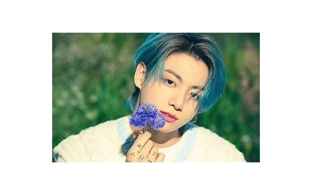 男生分手后不停换头像 男生分手后不停换头像