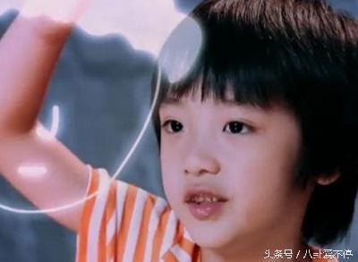 田亮晒父子旧照一家人共用一张脸 爸爸4开录田亮携儿子回归(19)