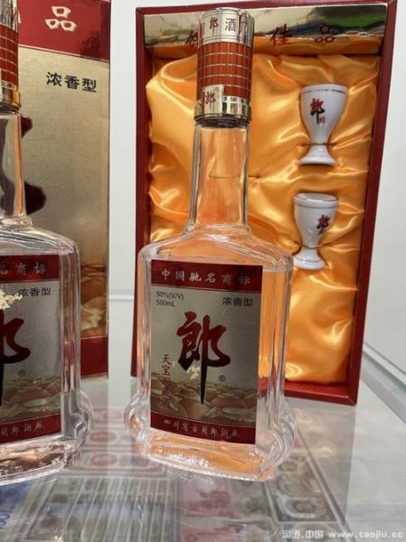 郎酒800一箱是什么酒