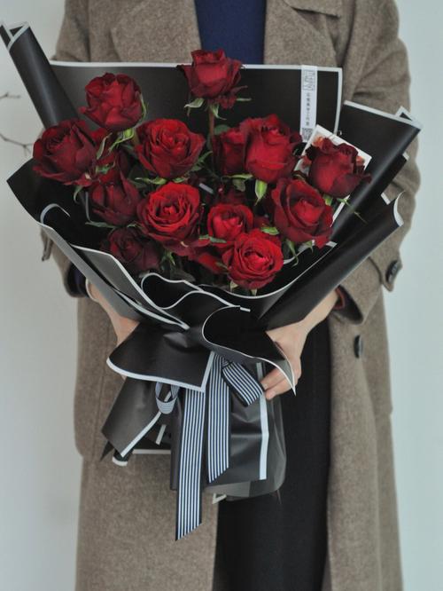 19朵红玫瑰代表什么意思（19朵红玫瑰意思是什么）